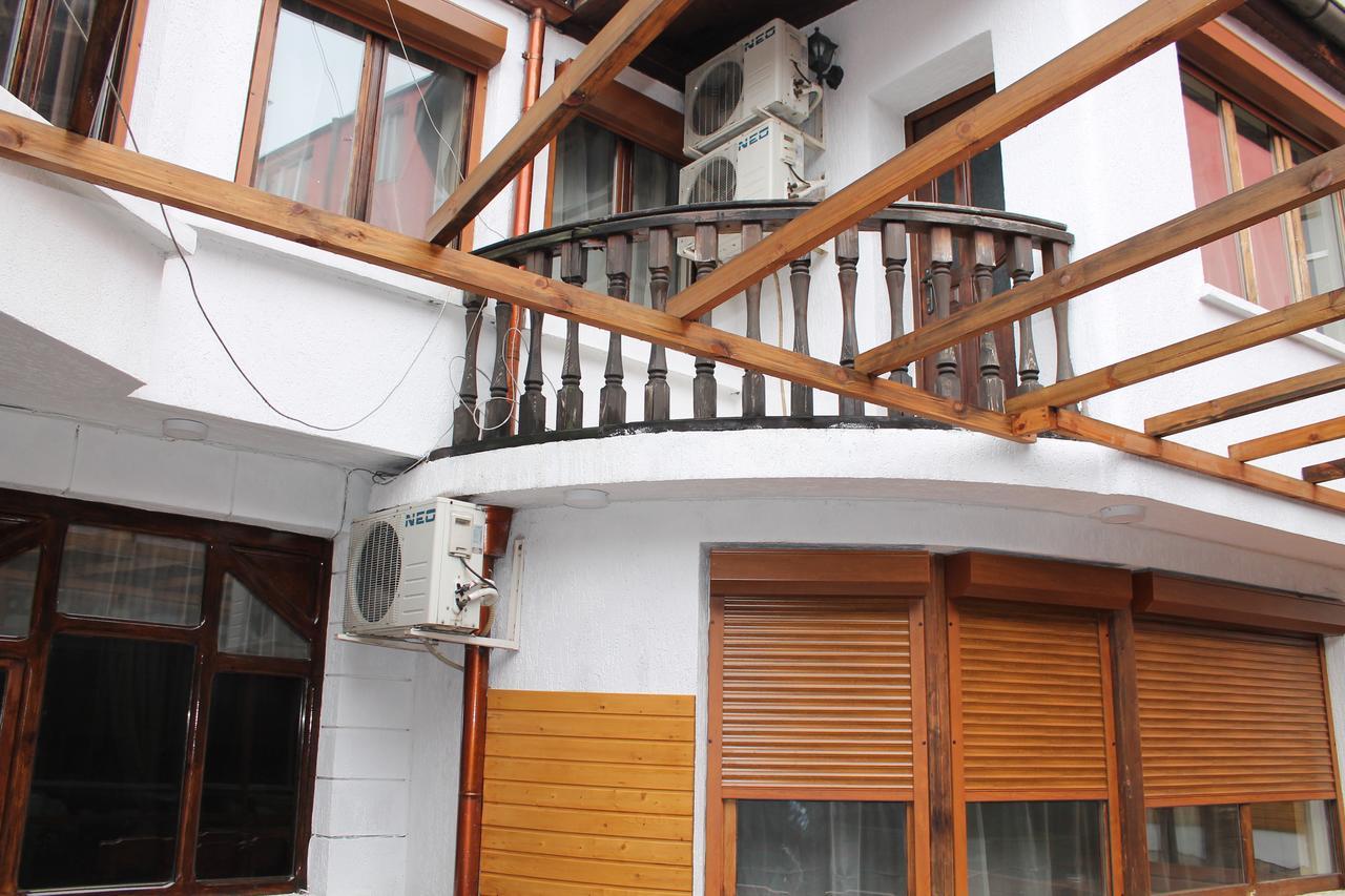 Family Hotel Square Ruse Exterior foto
